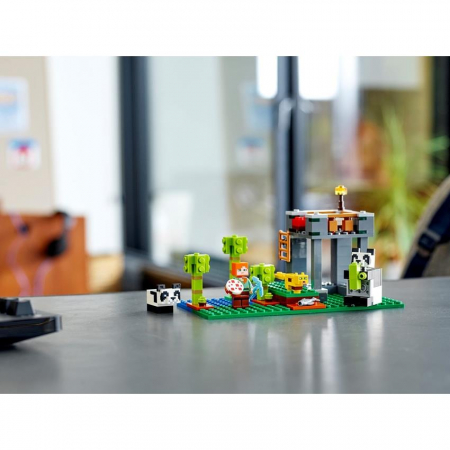 Klocki Lego Minecraft Żłobek dla Pand 21158-58674