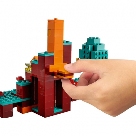 Lego Minecraft Spaczony Las 21168-79605